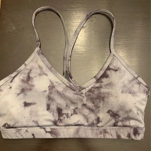 Nobull V-Neck Tie Dye Sports Bra